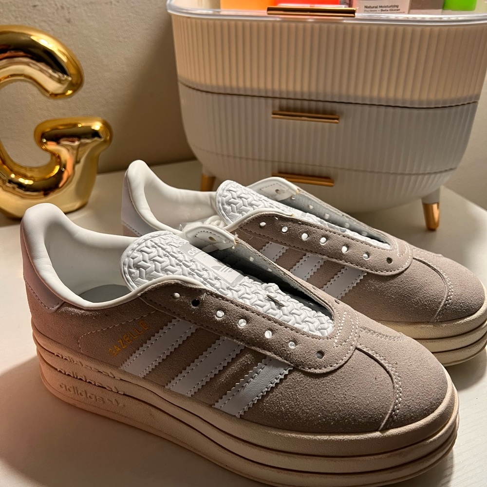 Adidas Tan and White Sneakers Classic Design
